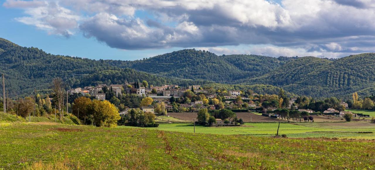 Gite La Mosaique Dauphin Buitenkant foto
